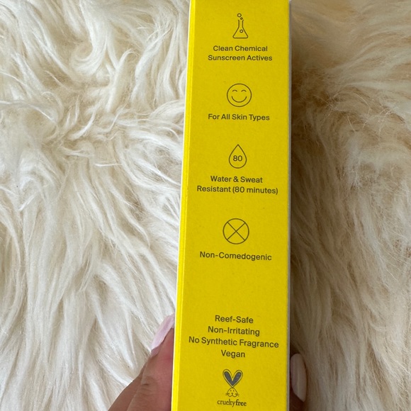 Supergoop!
PLAY Everyday Lotion SPF 50 paddle beach set - Picture 6 of 13